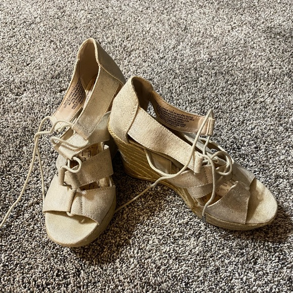 Merona (target brand) wedged heel. Worn once. Neutral color with shimmer - Picture 3 of 3